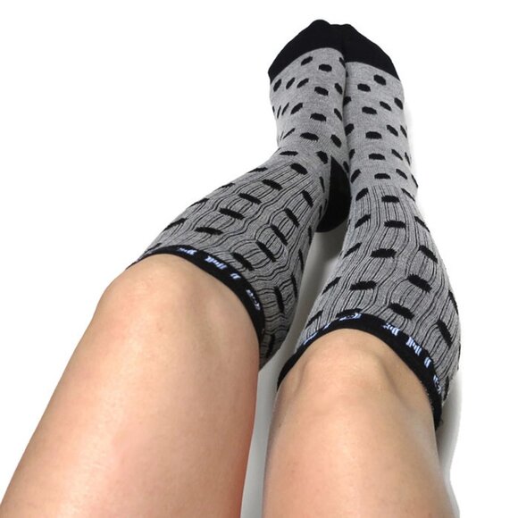 Victoria's Secret PINK Knee High Socks Grey Black Dots NWOT RARE - Picture 1 of 7